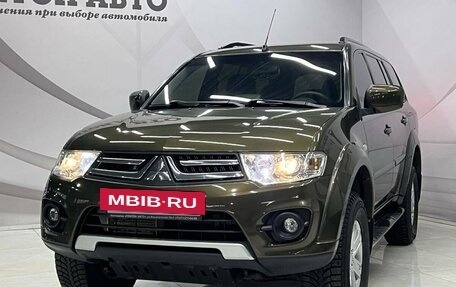 Mitsubishi Pajero Sport II рестайлинг, 2015 год, 1 998 000 рублей, 2 фотография