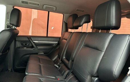 Mitsubishi Pajero IV, 2011 год, 1 750 000 рублей, 10 фотография