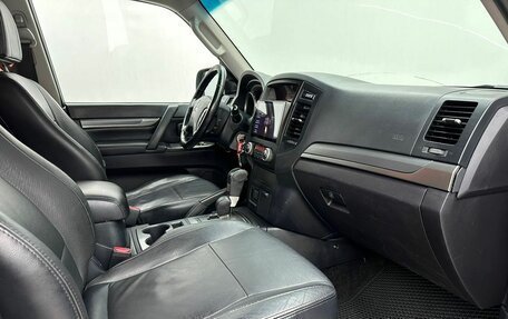 Mitsubishi Pajero IV, 2011 год, 1 750 000 рублей, 13 фотография