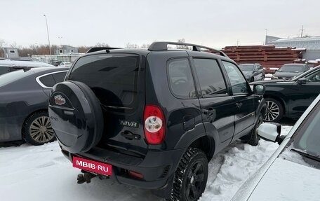 Chevrolet Niva I рестайлинг, 2015 год, 705 000 рублей, 3 фотография