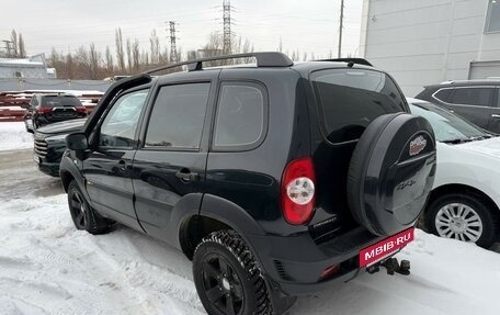 Chevrolet Niva I рестайлинг, 2015 год, 705 000 рублей, 4 фотография