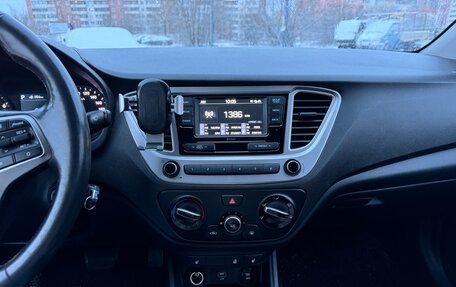 Hyundai Solaris II рестайлинг, 2019 год, 1 035 000 рублей, 16 фотография