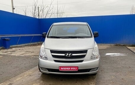 Hyundai Grand Starex Grand Starex I рестайлинг 2, 2008 год, 975 000 рублей, 1 фотография