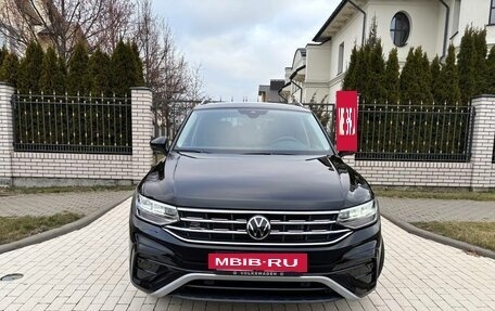 Volkswagen Tiguan II, 2024 год, 4 360 000 рублей, 7 фотография