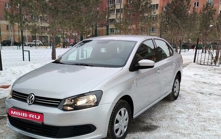 Volkswagen Polo VI (EU Market), 2015 год, 920 000 рублей, 2 фотография