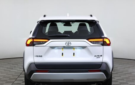 Toyota RAV4, 2024 год, 4 600 000 рублей, 6 фотография