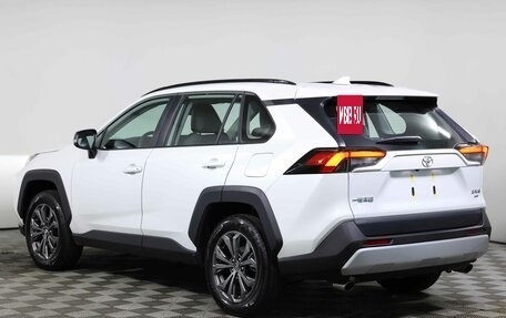 Toyota RAV4, 2024 год, 4 600 000 рублей, 5 фотография