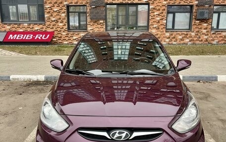 Hyundai Solaris II рестайлинг, 2011 год, 885 000 рублей, 7 фотография