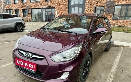 Hyundai Solaris II рестайлинг, 2011 год, 885 000 рублей, 17 фотография