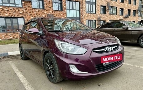 Hyundai Solaris II рестайлинг, 2011 год, 885 000 рублей, 8 фотография