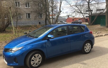 Toyota Auris II, 2013 год, 1 000 000 рублей, 4 фотография