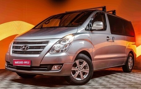 Hyundai Grand Starex Grand Starex I рестайлинг 2, 2017 год, 2 400 000 рублей, 1 фотография