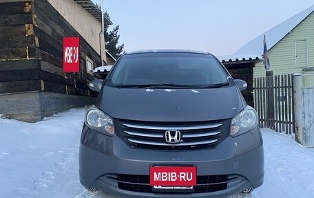 Honda Freed I, 2011 год, 900 000 рублей, 2 фотография