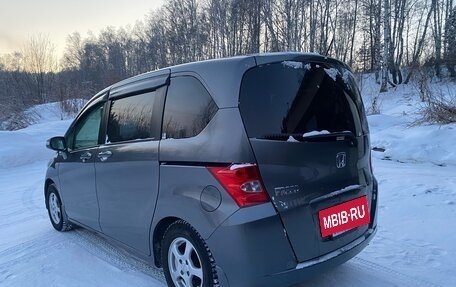 Honda Freed I, 2011 год, 900 000 рублей, 6 фотография