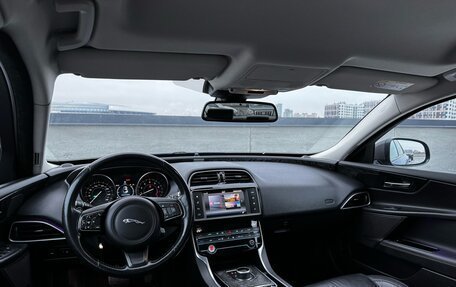 Jaguar XE I рестайлинг, 2016 год, 1 515 000 рублей, 12 фотография