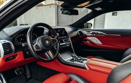 BMW 8 серия, 2018 год, 7 500 000 рублей, 29 фотография