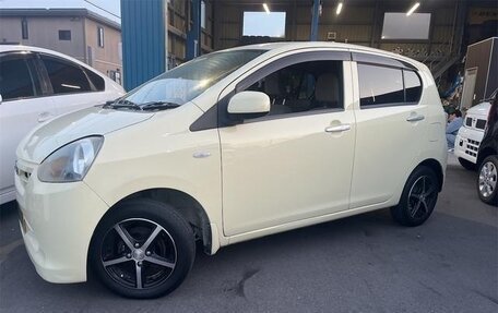 Daihatsu Mira e:S I рестайлинг, 2012 год, 599 016 рублей, 3 фотография