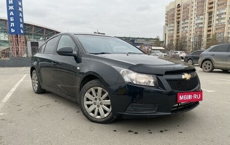 Chevrolet Cruze II, 2012 год, 640 000 рублей, 3 фотография