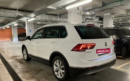 Volkswagen Tiguan II, 2016 год, 3 030 000 рублей, 6 фотография