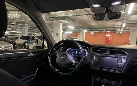 Volkswagen Tiguan II, 2016 год, 3 030 000 рублей, 17 фотография