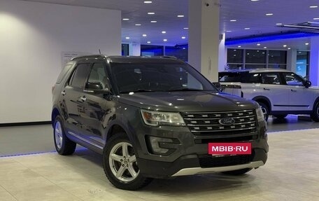 Ford Explorer VI, 2017 год, 2 734 000 рублей, 3 фотография