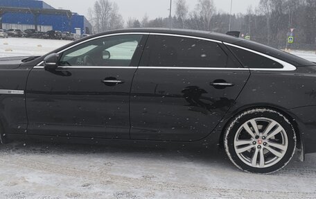 Jaguar XJ IV (X351), 2017 год, 3 516 000 рублей, 7 фотография