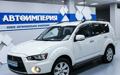 Mitsubishi Outlander III рестайлинг 3, 2011 год, 1 593 000 рублей, 4 фотография