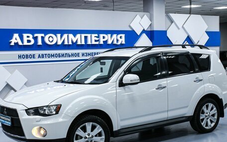 Mitsubishi Outlander III рестайлинг 3, 2011 год, 1 593 000 рублей, 3 фотография