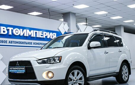 Mitsubishi Outlander III рестайлинг 3, 2011 год, 1 593 000 рублей, 2 фотография