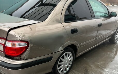 Nissan Almera, 2005 год, 305 000 рублей, 5 фотография