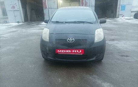 Toyota Yaris III рестайлинг, 2008 год, 570 000 рублей, 8 фотография