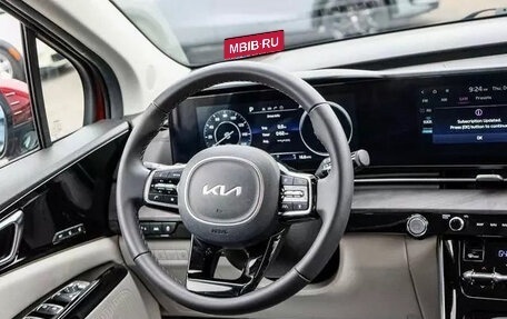 KIA Carnival, 2024 год, 8 441 445 рублей, 15 фотография