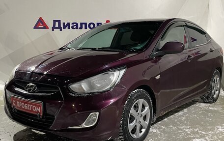 Hyundai Solaris II рестайлинг, 2011 год, 575 000 рублей, 3 фотография