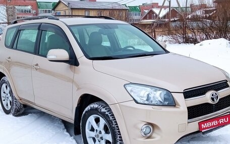 Toyota RAV4, 2010 год, 1 740 000 рублей, 2 фотография