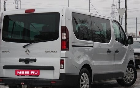 Renault Trafic, 2018 год, 2 770 000 рублей, 3 фотография