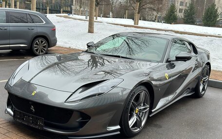 Ferrari 812, 2021 год, 37 900 000 рублей, 2 фотография