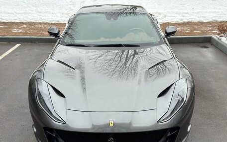 Ferrari 812, 2021 год, 37 900 000 рублей, 16 фотография