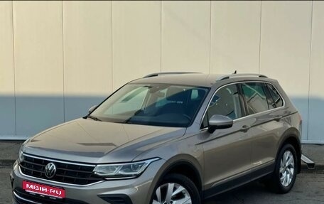 Volkswagen Tiguan II, 2021 год, 3 130 000 рублей, 1 фотография