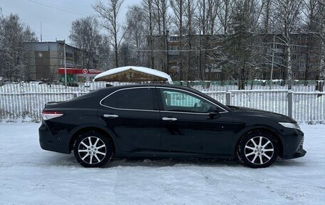 Toyota Camry, 2019 год, 2 920 000 рублей, 3 фотография