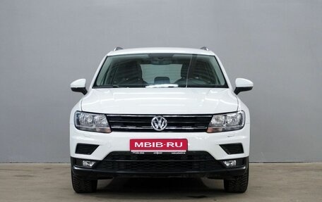 Volkswagen Tiguan II, 2017 год, 2 230 000 рублей, 2 фотография