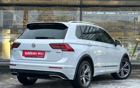 Volkswagen Tiguan II, 2019 год, 3 399 000 рублей, 8 фотография