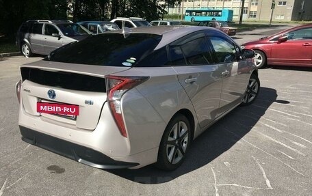 Toyota Prius IV XW50, 2016 год, 2 190 000 рублей, 12 фотография