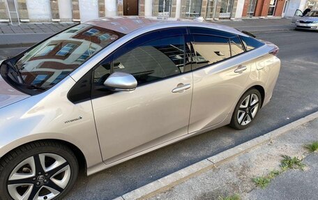 Toyota Prius IV XW50, 2016 год, 2 190 000 рублей, 24 фотография