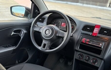 Volkswagen Polo VI (EU Market), 2013 год, 730 000 рублей, 16 фотография