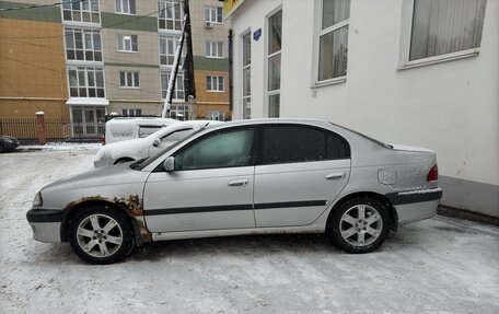 Toyota Avensis III рестайлинг, 1998 год, 250 000 рублей, 8 фотография