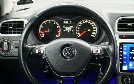 Volkswagen Polo VI (EU Market), 2016 год, 1 120 000 рублей, 18 фотография