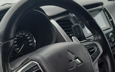 Mitsubishi Pajero Sport III рестайлинг, 2018 год, 3 333 000 рублей, 5 фотография