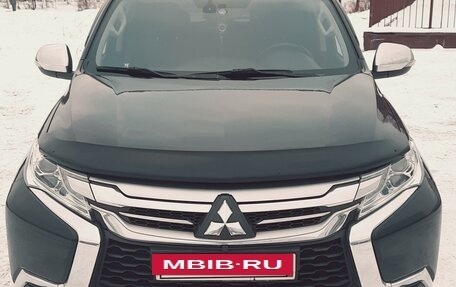 Mitsubishi Pajero Sport III рестайлинг, 2018 год, 3 333 000 рублей, 4 фотография