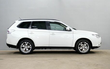 Mitsubishi Outlander III рестайлинг 3, 2012 год, 1 450 000 рублей, 5 фотография