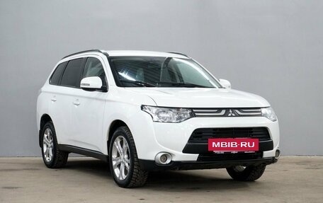 Mitsubishi Outlander III рестайлинг 3, 2012 год, 1 450 000 рублей, 3 фотография